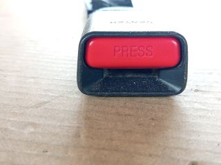 bontott OPEL AGILA Hátsó középső Biztonsági Öv