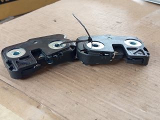 bontott OPEL AGILA Hátsó Ülés Rögzítő