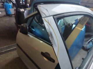 bontott OPEL AGILA Jobb első Ajtó (Részeivel)