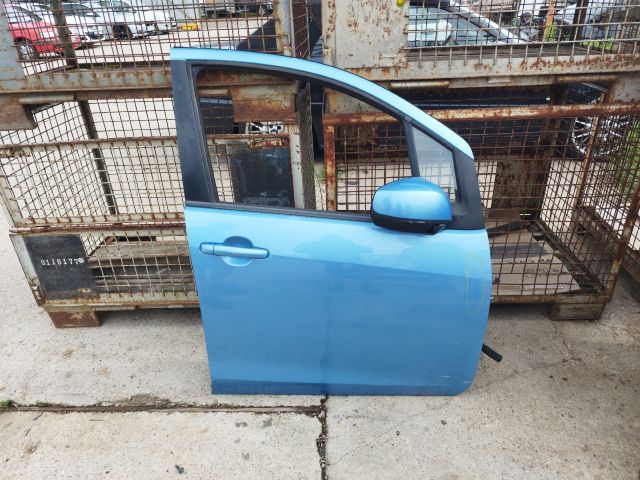 bontott OPEL AGILA Jobb első Ajtó (Részeivel)