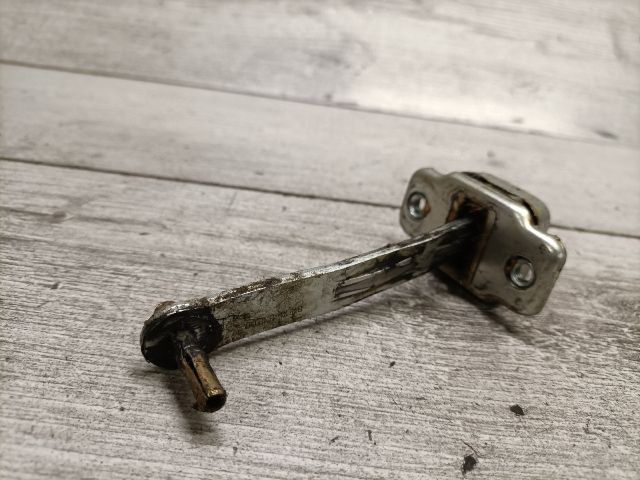 bontott OPEL AGILA Jobb első Ajtóhatároló