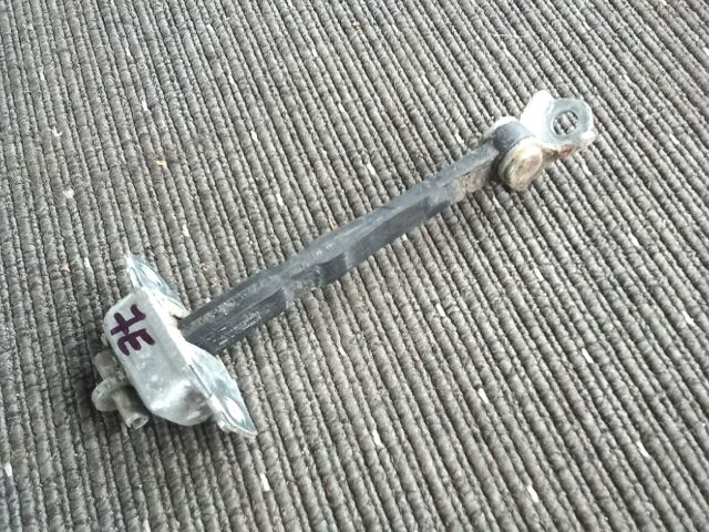 bontott OPEL AGILA Jobb első Ajtóhatároló