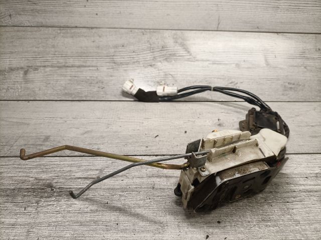 bontott OPEL AGILA Jobb első Ajtózár