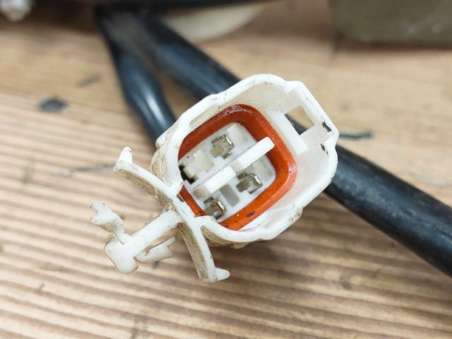 bontott OPEL AGILA Jobb első Ajtózár