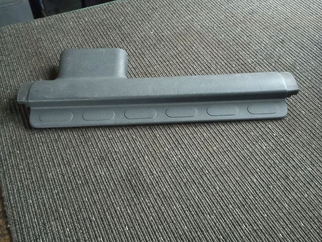 bontott OPEL AGILA Jobb első Belső Küszöb Burkolat