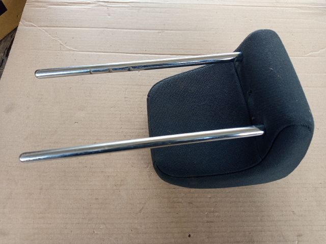 bontott OPEL AGILA Jobb első Fejtámla