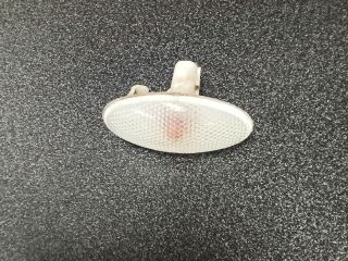 bontott OPEL AGILA Jobb első Sárvédő Irányjelző