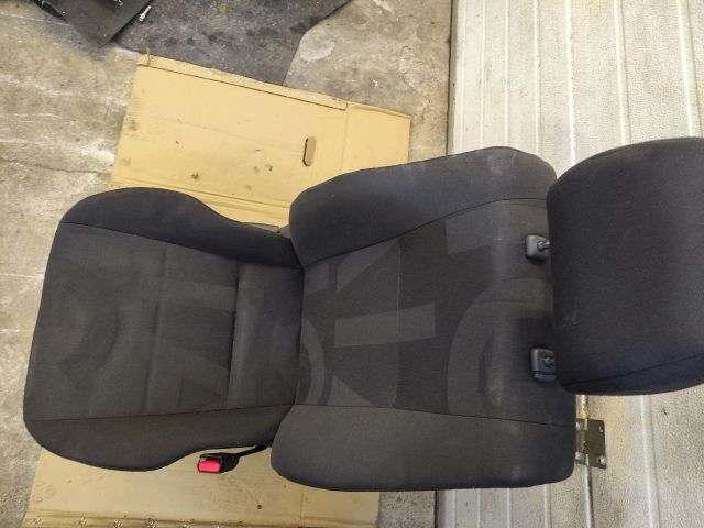 bontott OPEL AGILA Jobb első Ülés