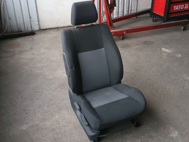 bontott OPEL AGILA Jobb első Ülés