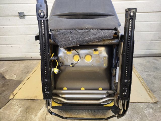 bontott OPEL AGILA Jobb első Ülés