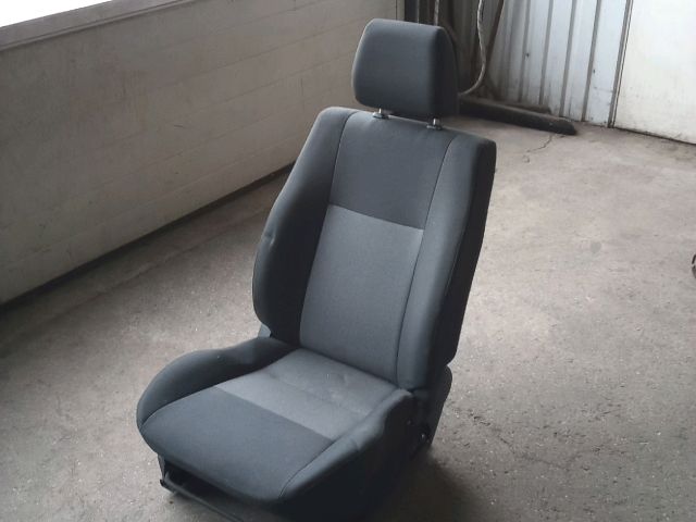 bontott OPEL AGILA Jobb első Ülés