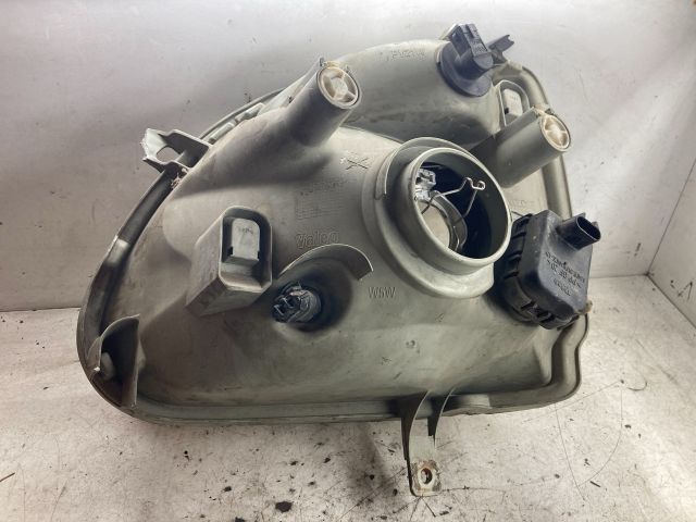 bontott OPEL AGILA Jobb Fényszóró