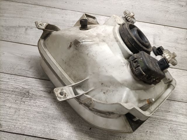 bontott OPEL AGILA Jobb Fényszóró