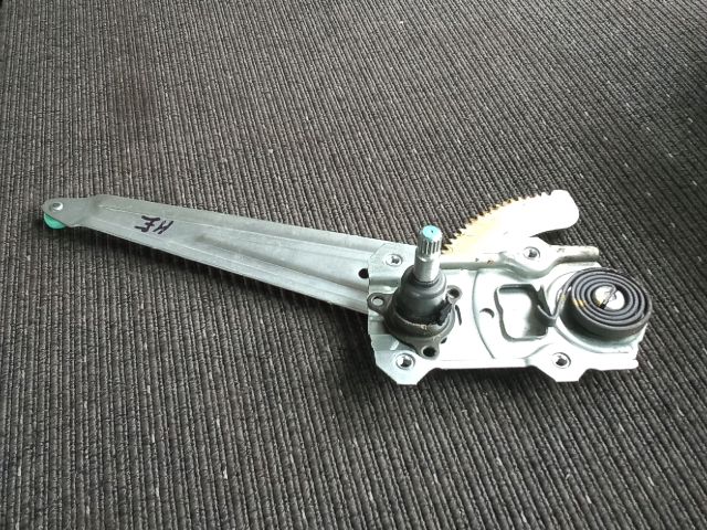 bontott OPEL AGILA Jobb hátsó Ablakemelő Szerkezet (Mechanikus)