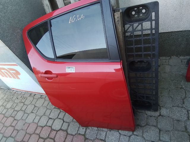 bontott OPEL AGILA Jobb hátsó Ajtó (Részeivel)