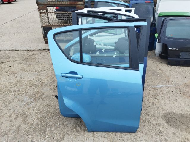 bontott OPEL AGILA Jobb hátsó Ajtó (Részeivel)