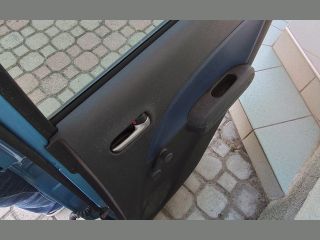 bontott OPEL AGILA Jobb hátsó Ajtó (Részeivel)