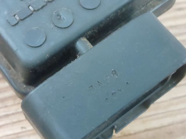 bontott OPEL AGILA Jobb hátsó Ajtózár