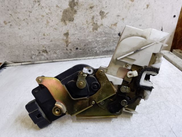 bontott OPEL AGILA Jobb hátsó Ajtózár