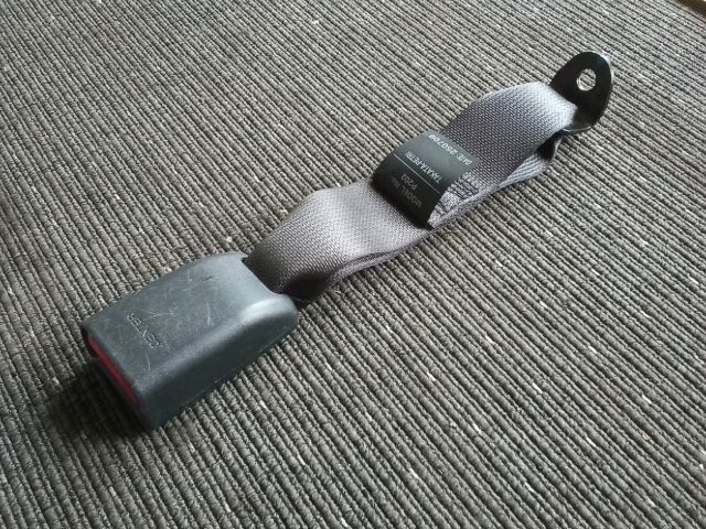 bontott OPEL AGILA Jobb hátsó Biztonsági Öv Csat