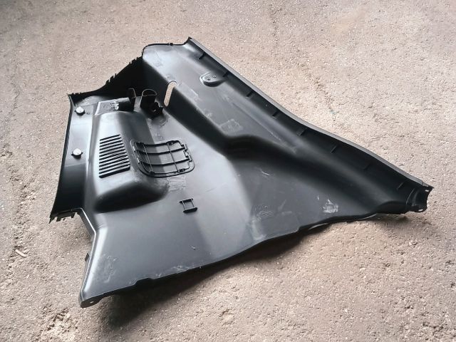 bontott OPEL AGILA Jobb hátsó Csomagtér Burkolat (Műanyag)