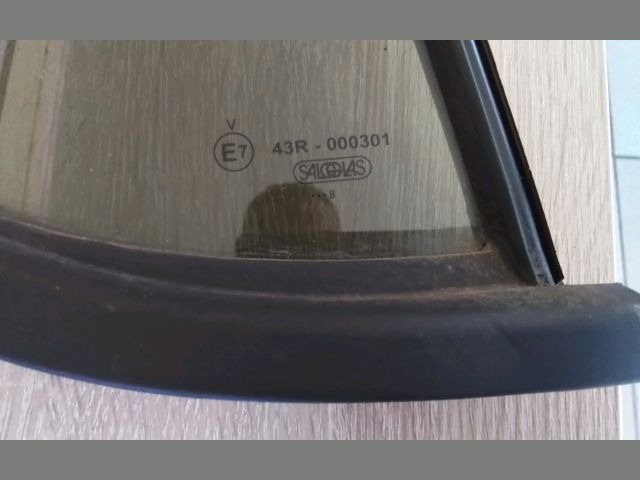 bontott OPEL AGILA Jobb hátsó Fixüveg (Ajtóban)