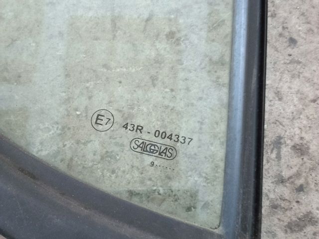 bontott OPEL AGILA Jobb hátsó Fixüveg (Ajtóban)