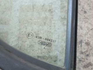 bontott OPEL AGILA Jobb hátsó Fixüveg (Ajtóban)