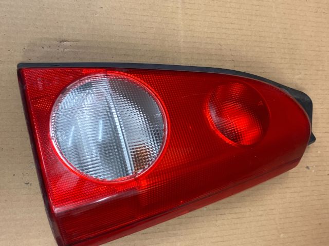 bontott OPEL AGILA Jobb Hátsó Lámpa