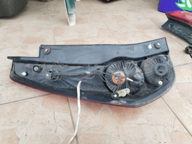 bontott OPEL AGILA Jobb Hátsó Lámpa