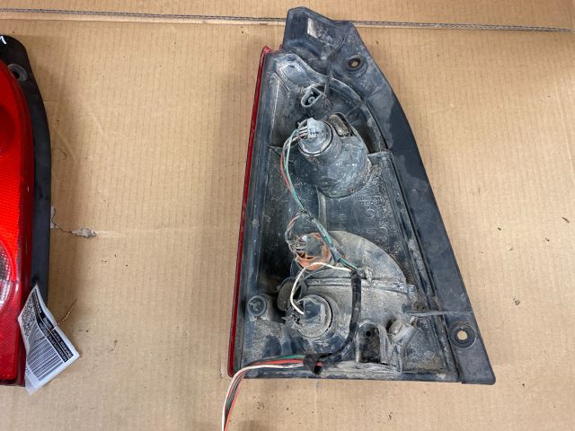 bontott OPEL AGILA Jobb Hátsó Lámpa