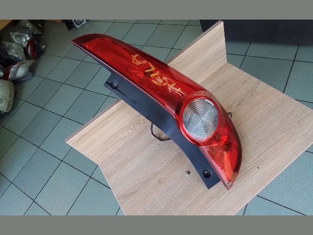 bontott OPEL AGILA Jobb Hátsó Lámpa