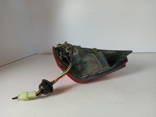 bontott OPEL AGILA Jobb Hátsó Lámpa