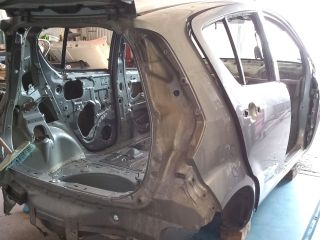 bontott OPEL AGILA Jobb hátsó Negyed Karosszéria Csomag