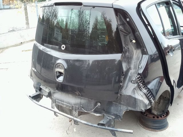 bontott OPEL AGILA Jobb hátsó Negyed Karosszéria Csomag