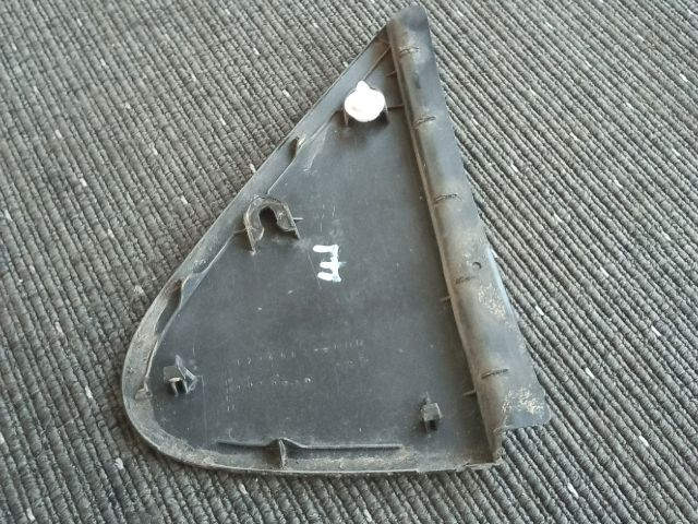 bontott OPEL AGILA Jobb Visszapillantó Tükör Előtti Burkolat