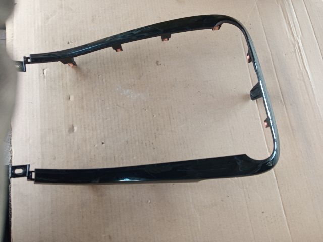 bontott OPEL AGILA Középkonzol Keret