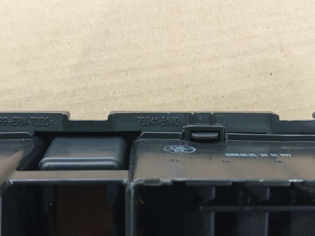 bontott OPEL AGILA Középső Szellőző