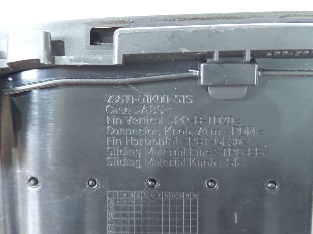 bontott OPEL AGILA Középső Szellőző