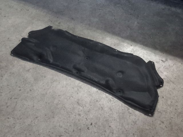 bontott OPEL AGILA Motorháztető Szigetelés