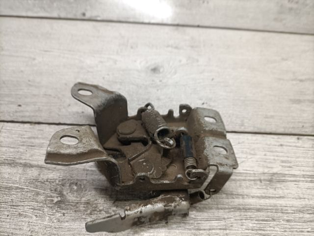 bontott OPEL AGILA Motorháztető Zárszerkezet