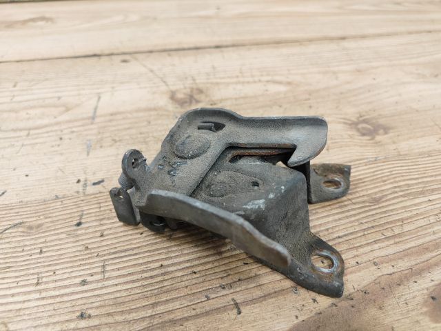 bontott OPEL AGILA Motorháztető Zárszerkezet