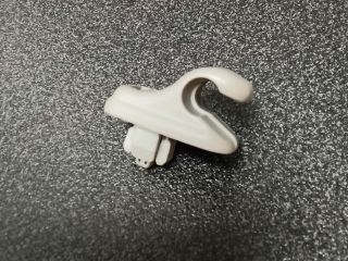 bontott OPEL AGILA Napellenző Tartó (Pozíciófüggetlen)