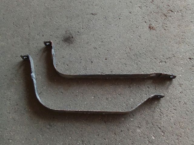 bontott OPEL AGILA Tank Tartó Pánt