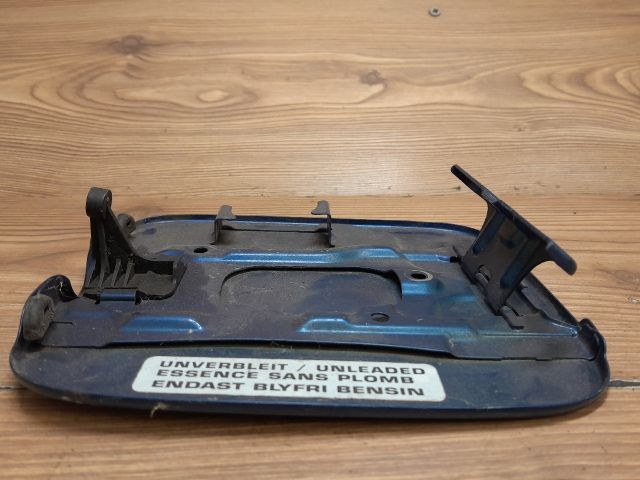 bontott OPEL AGILA Tankajtó