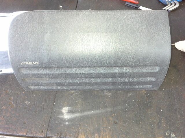 bontott OPEL AGILA Utasoldali Légzsák