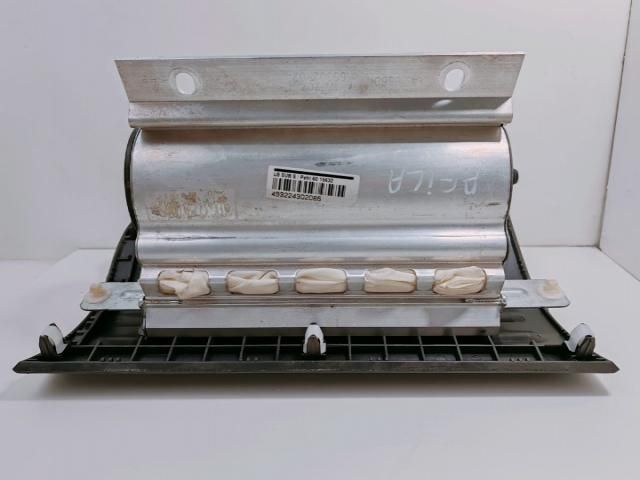 bontott OPEL AGILA Utasoldali Légzsák