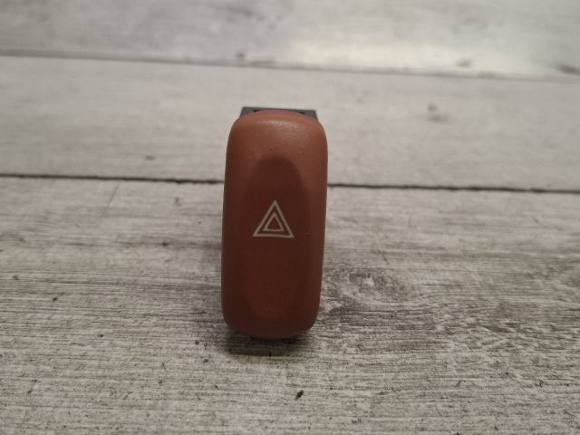 bontott OPEL AGILA Vészvillogó Kapcsoló