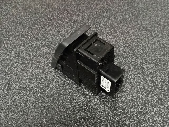 bontott OPEL AGILA Vészvillogó Kapcsoló