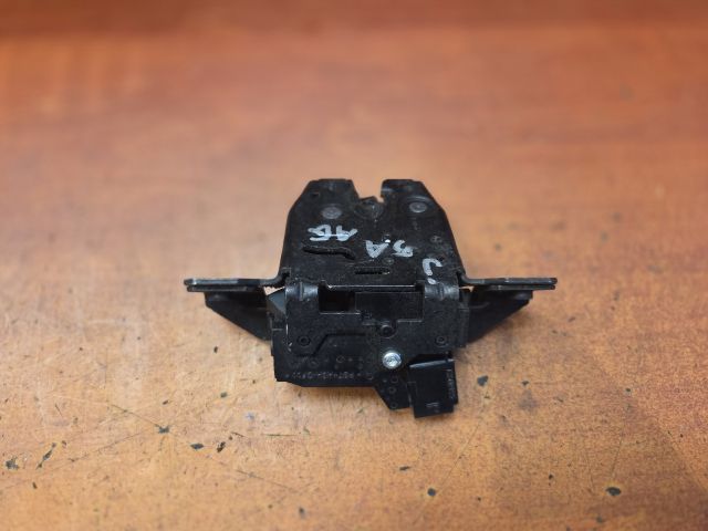 bontott OPEL AMPERA Csomagtérajtó Zárszerkezet